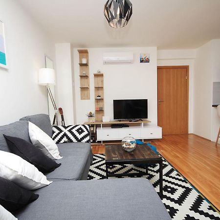 Apartman Ela Макарська Екстер'єр фото