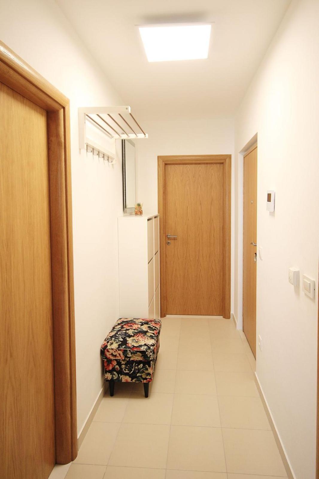 Apartman Ela Макарська Екстер'єр фото