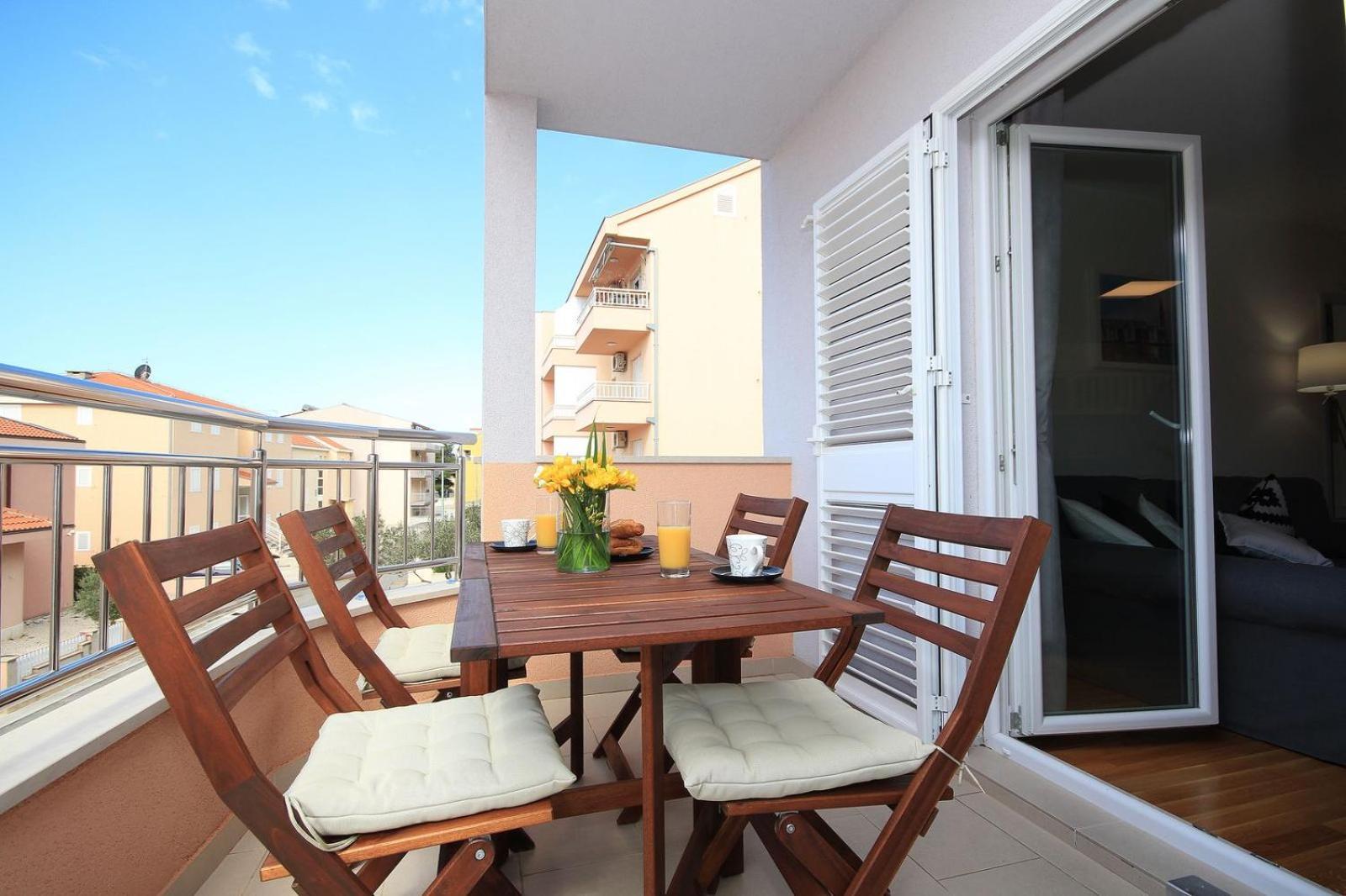 Apartman Ela Макарська Екстер'єр фото